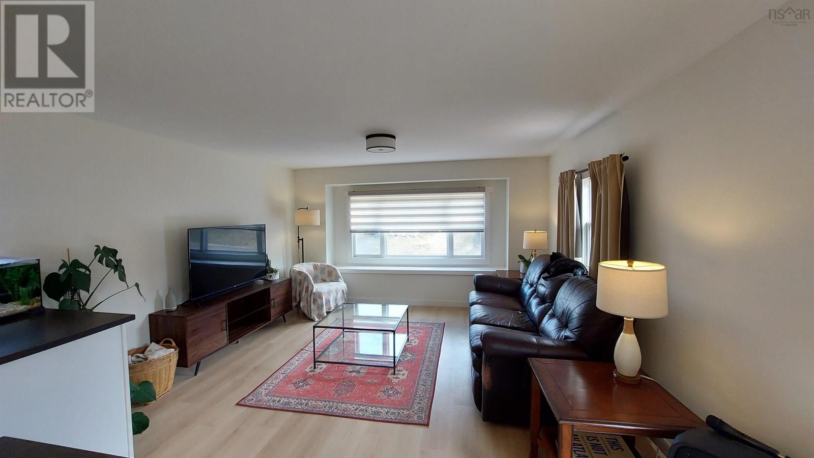 99 Sheridan Drive - 10