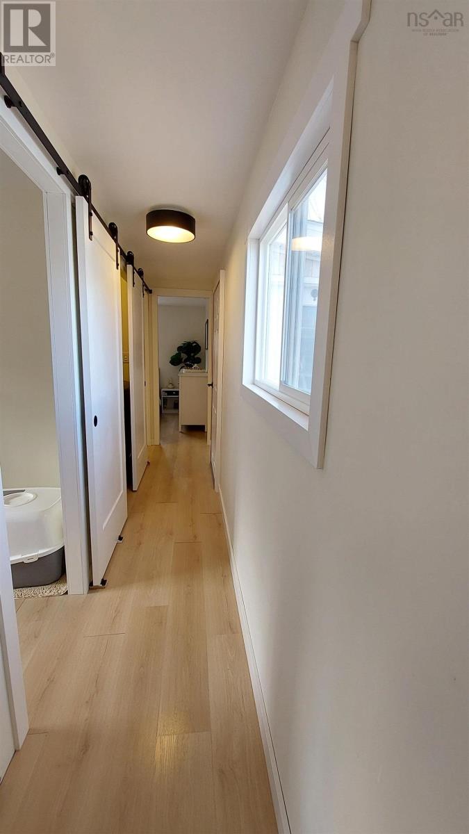 99 Sheridan Drive - 12