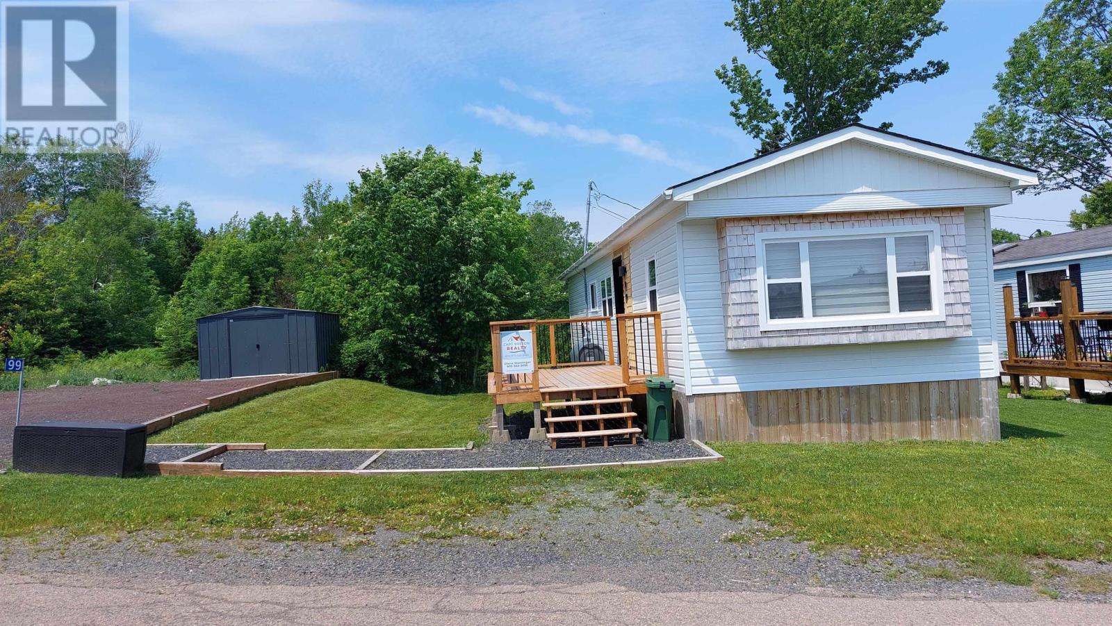 99 Sheridan Drive - 4