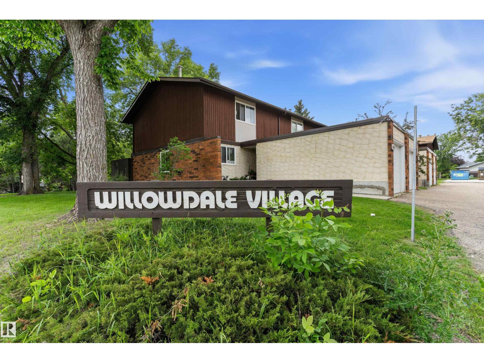 17406 76 AV NW - 56