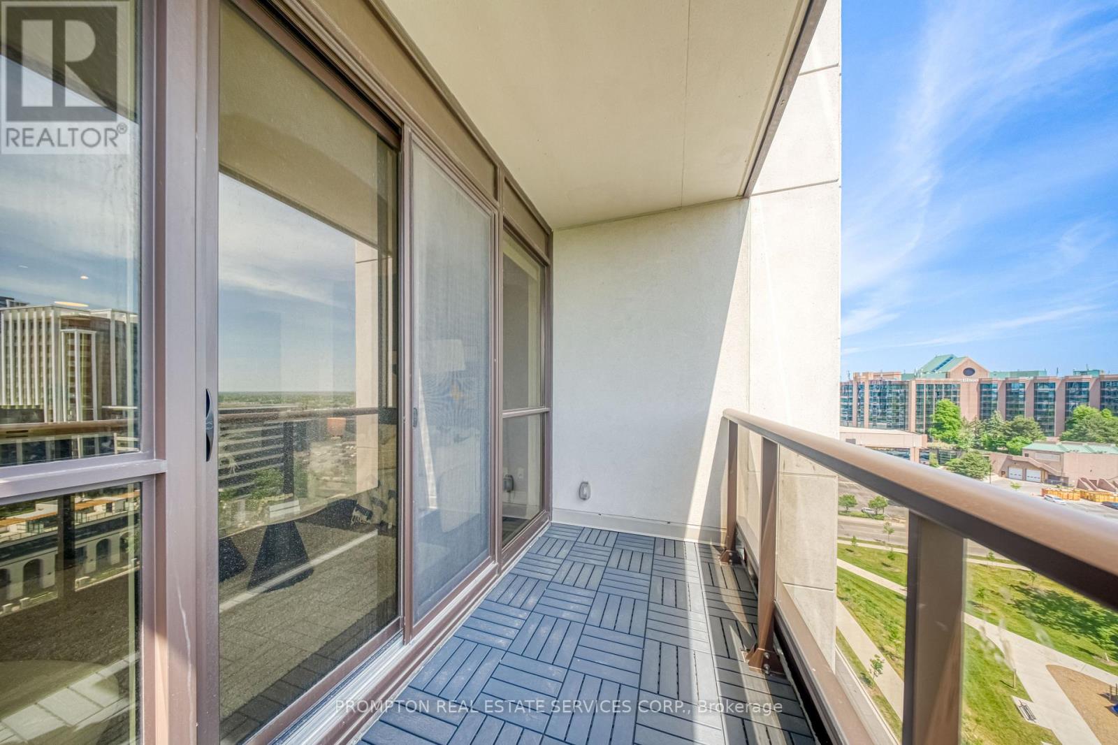 #1208 38 CEDARLAND DRIVE - 31