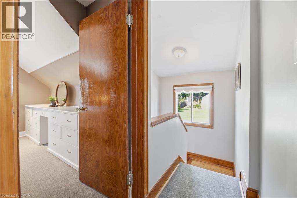180 MELROSE Street - 20