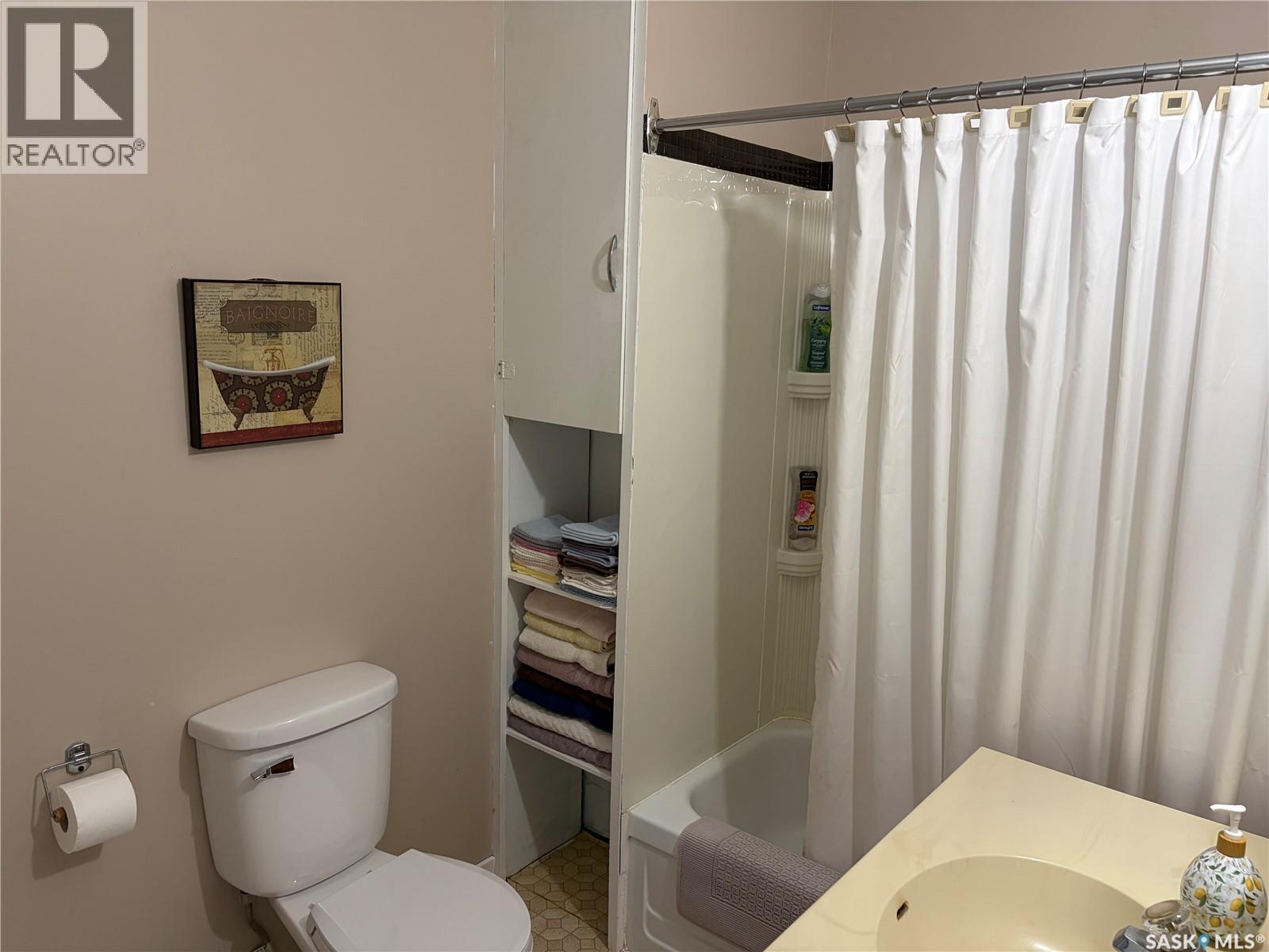 305 1st STREET NW - 28