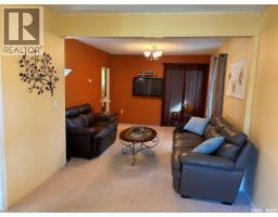 305 1st Street Nw, Wadena, SK S0A4J0 Photo 17