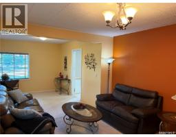 305 1st Street Nw, Wadena, SK S0A4J0 Photo 18
