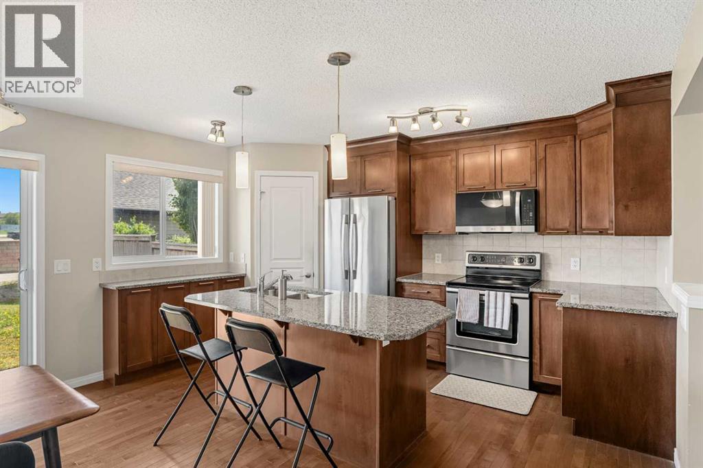 249 Elgin Meadows Park SE - 4