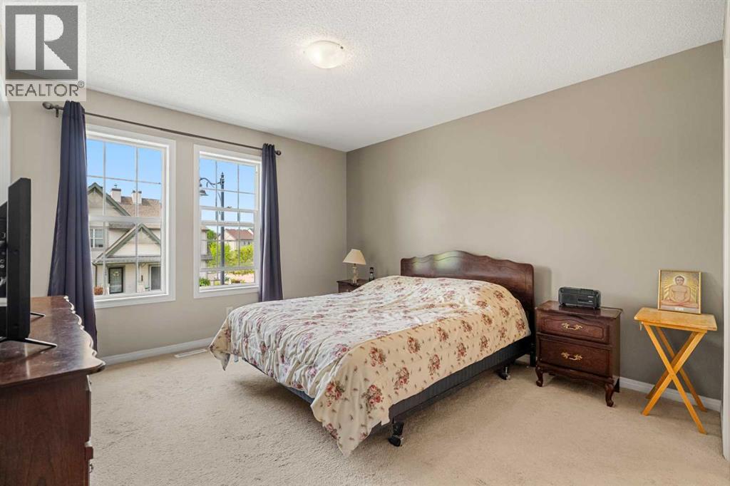249 Elgin Meadows Park SE - 14
