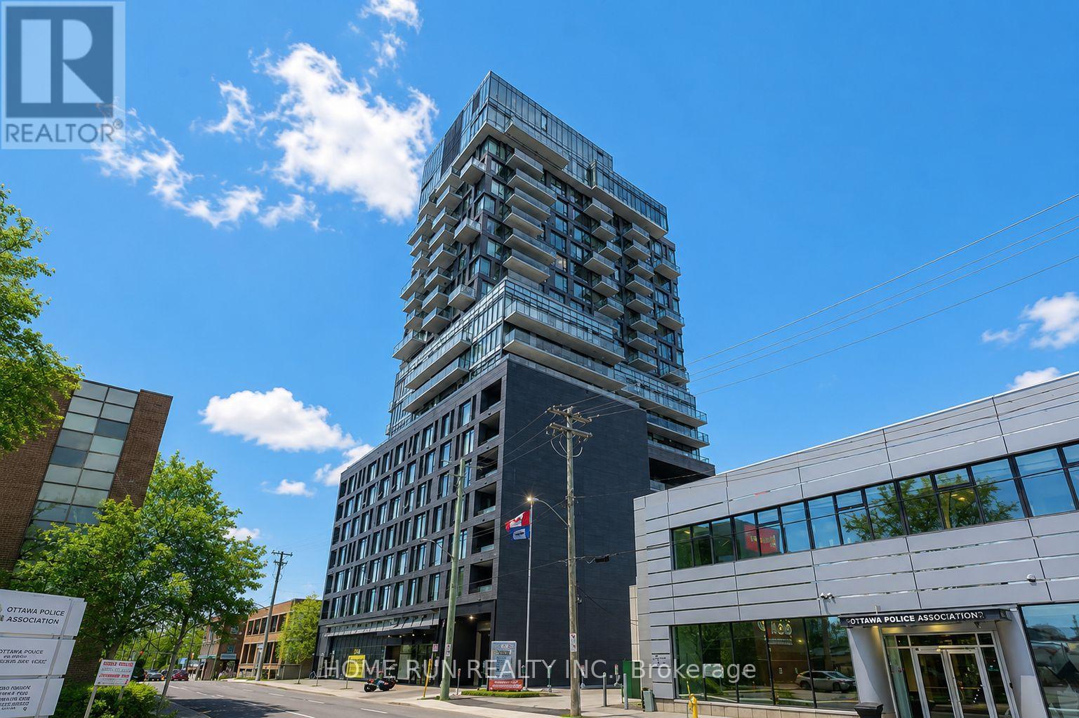 #1208 203 CATHERINE STREET - 1
