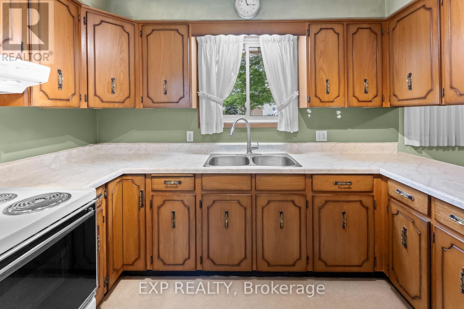 3776 PANAMA COURT - 12
