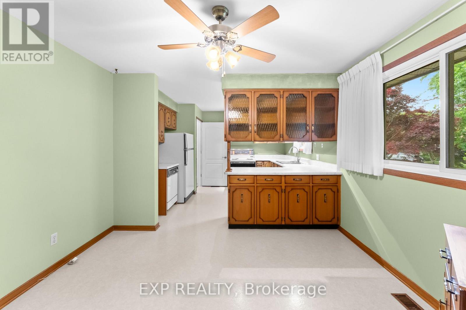 3776 PANAMA COURT - 8