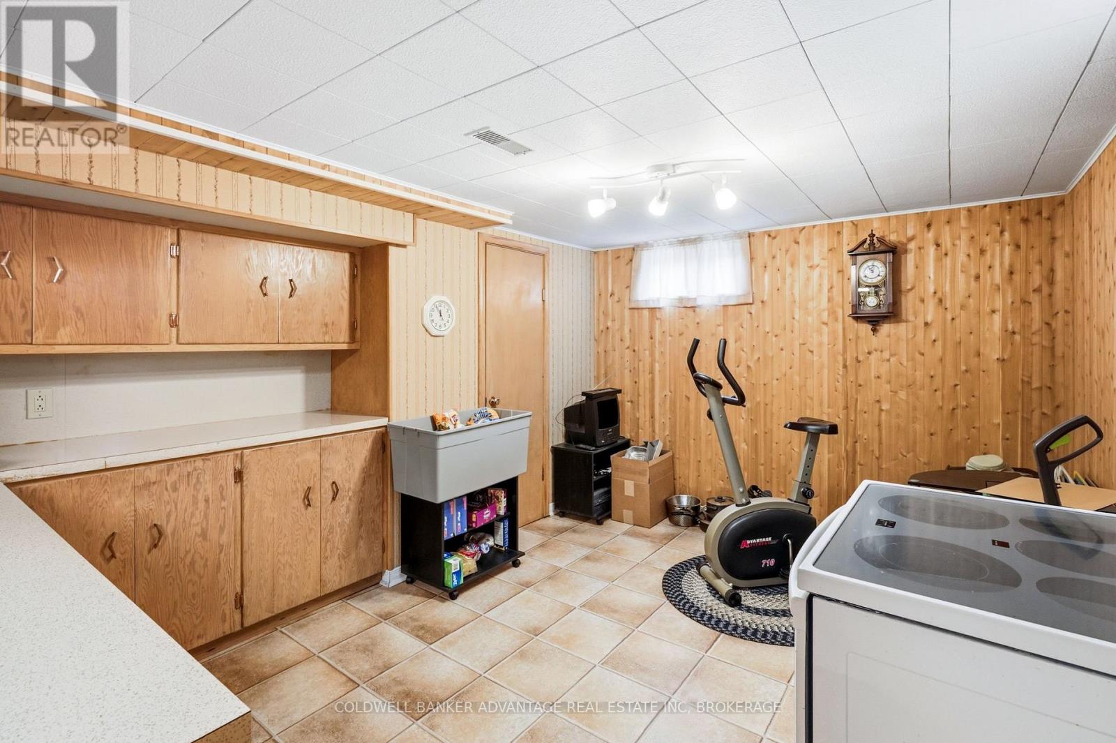 85 JAMES STREET - 24
