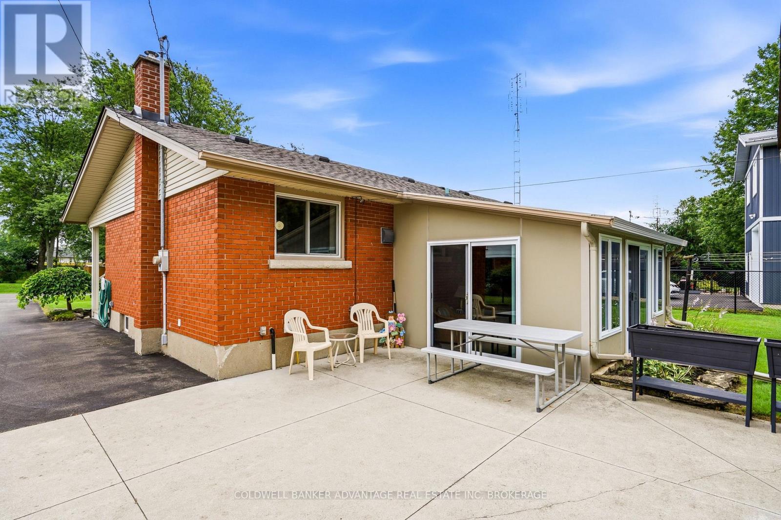 85 JAMES STREET - 29