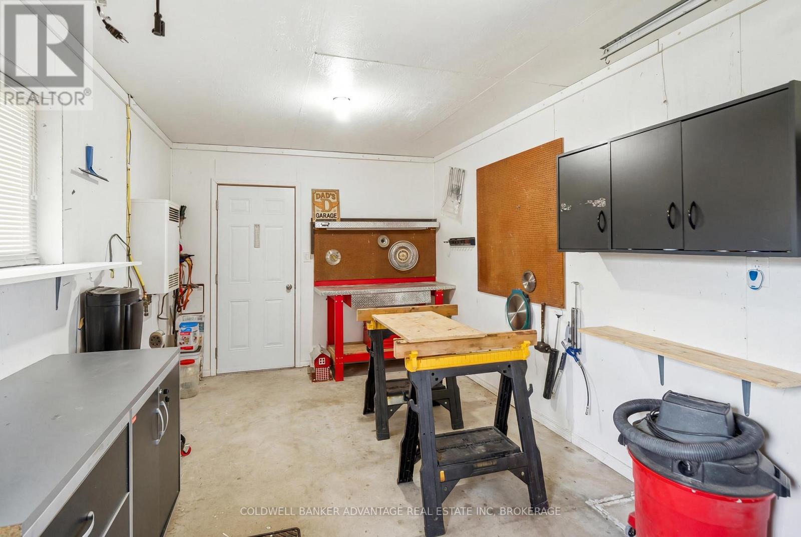 85 JAMES STREET - 34