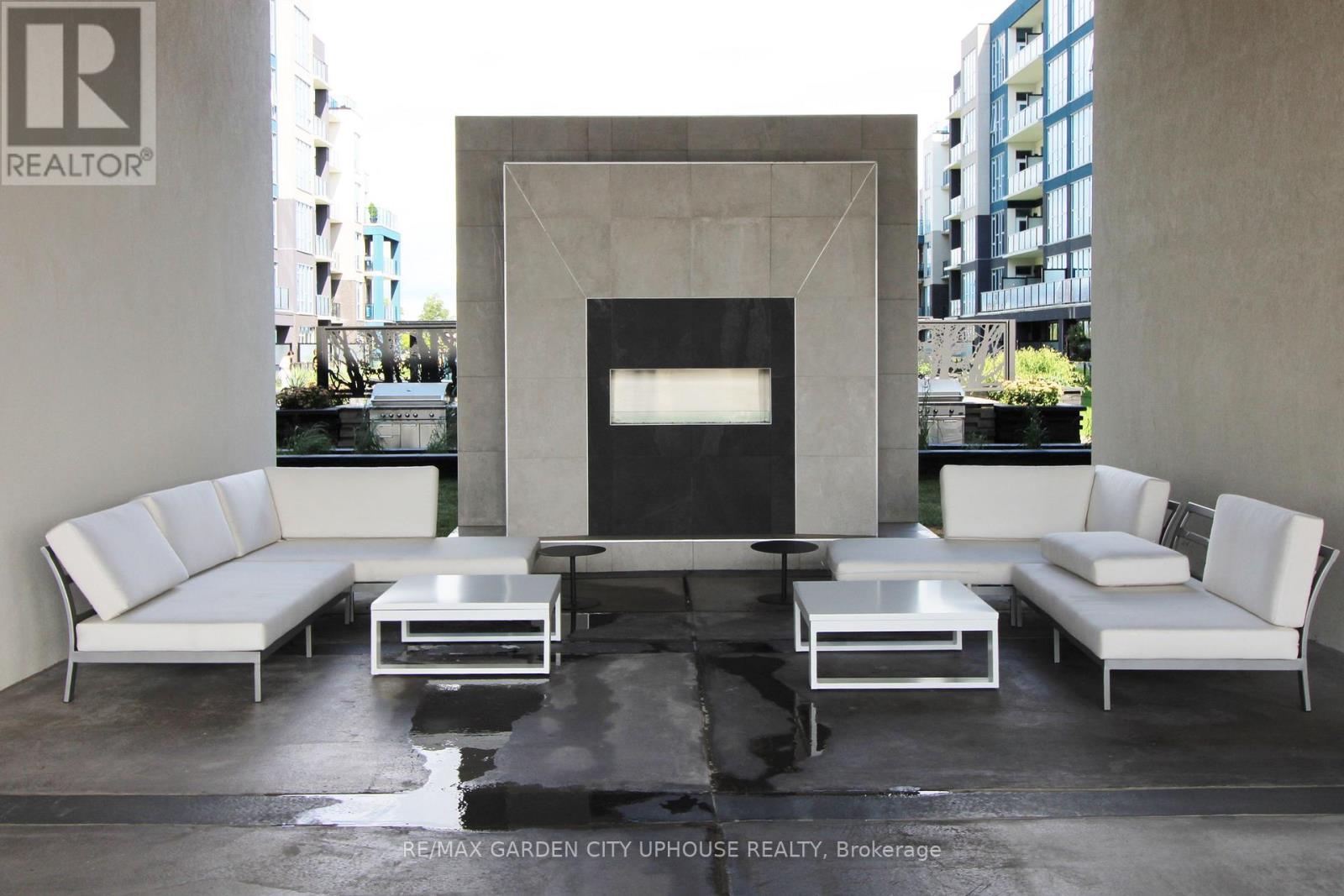#336 16 CONCORD PLACE - 11