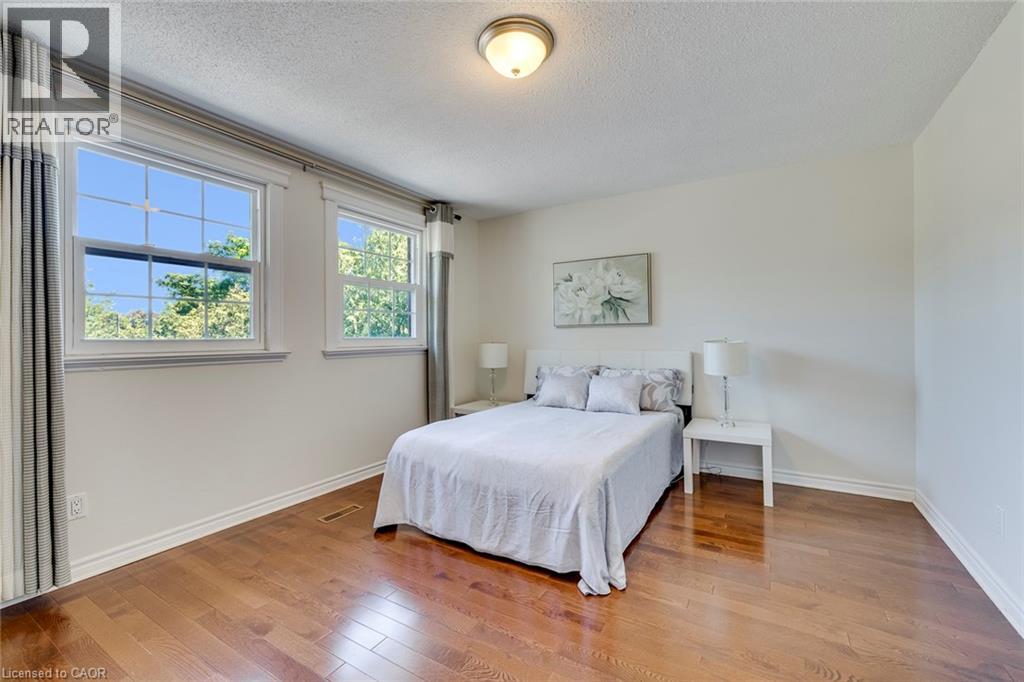 1025 VANIER Drive - 26