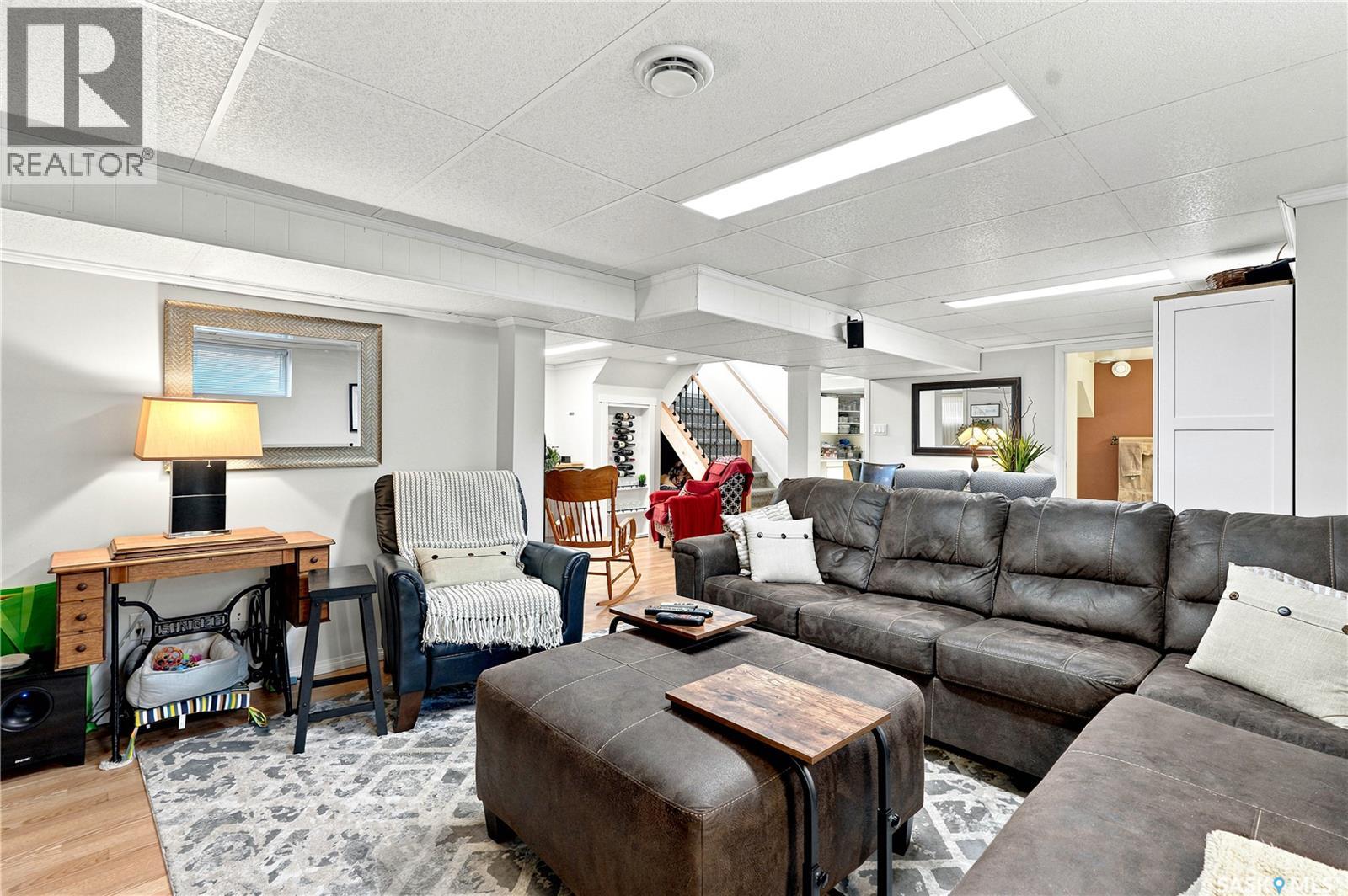 88 SPARLING CRESCENT — photo 27