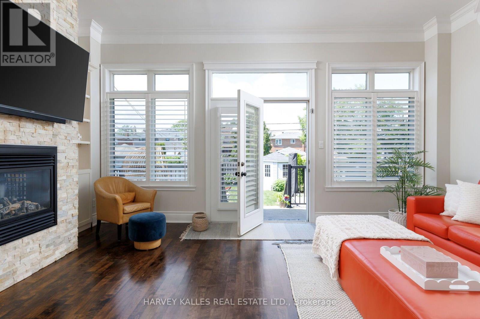 20A OWEN DRIVE - 23