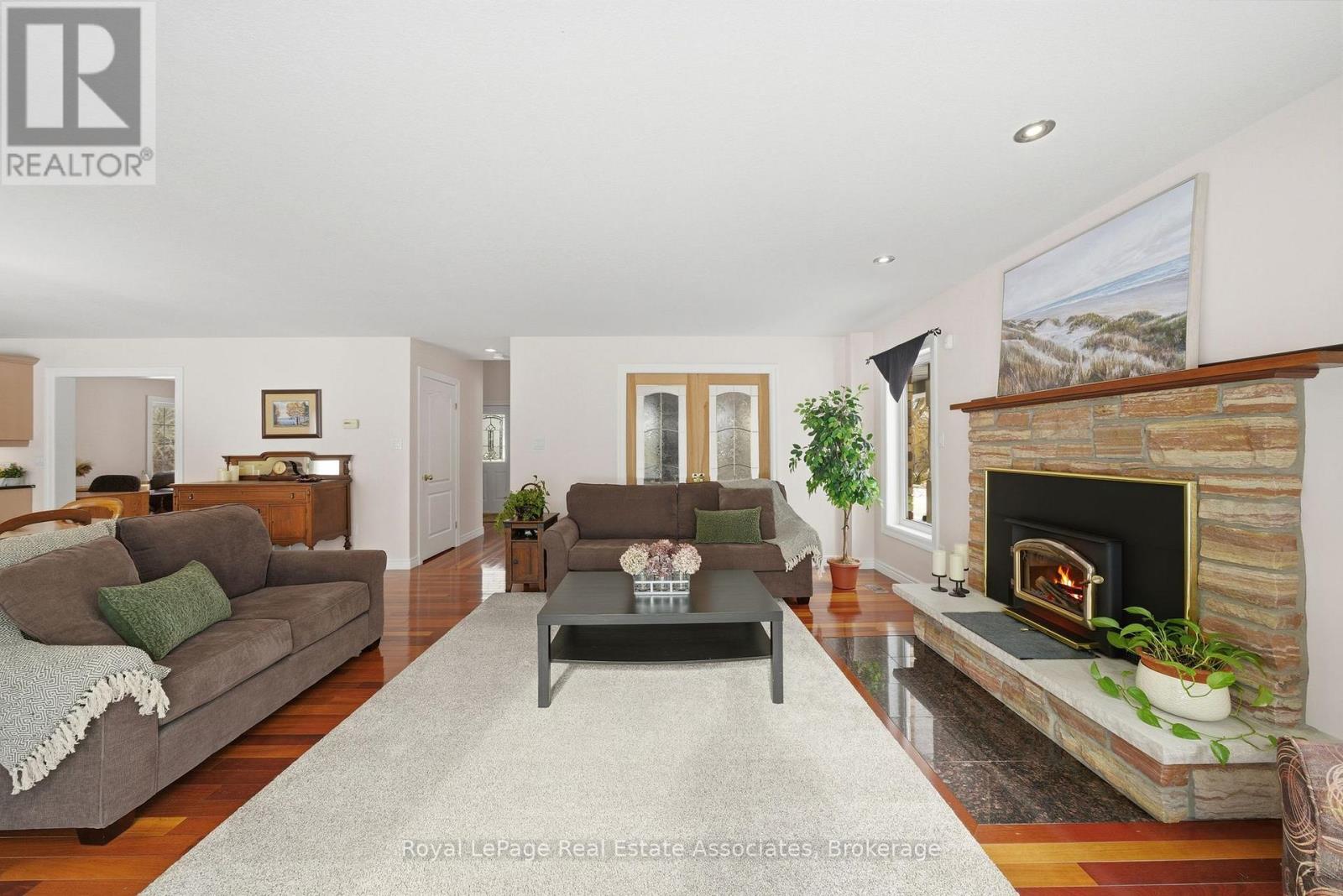 86 RIDGE ROAD E - 10