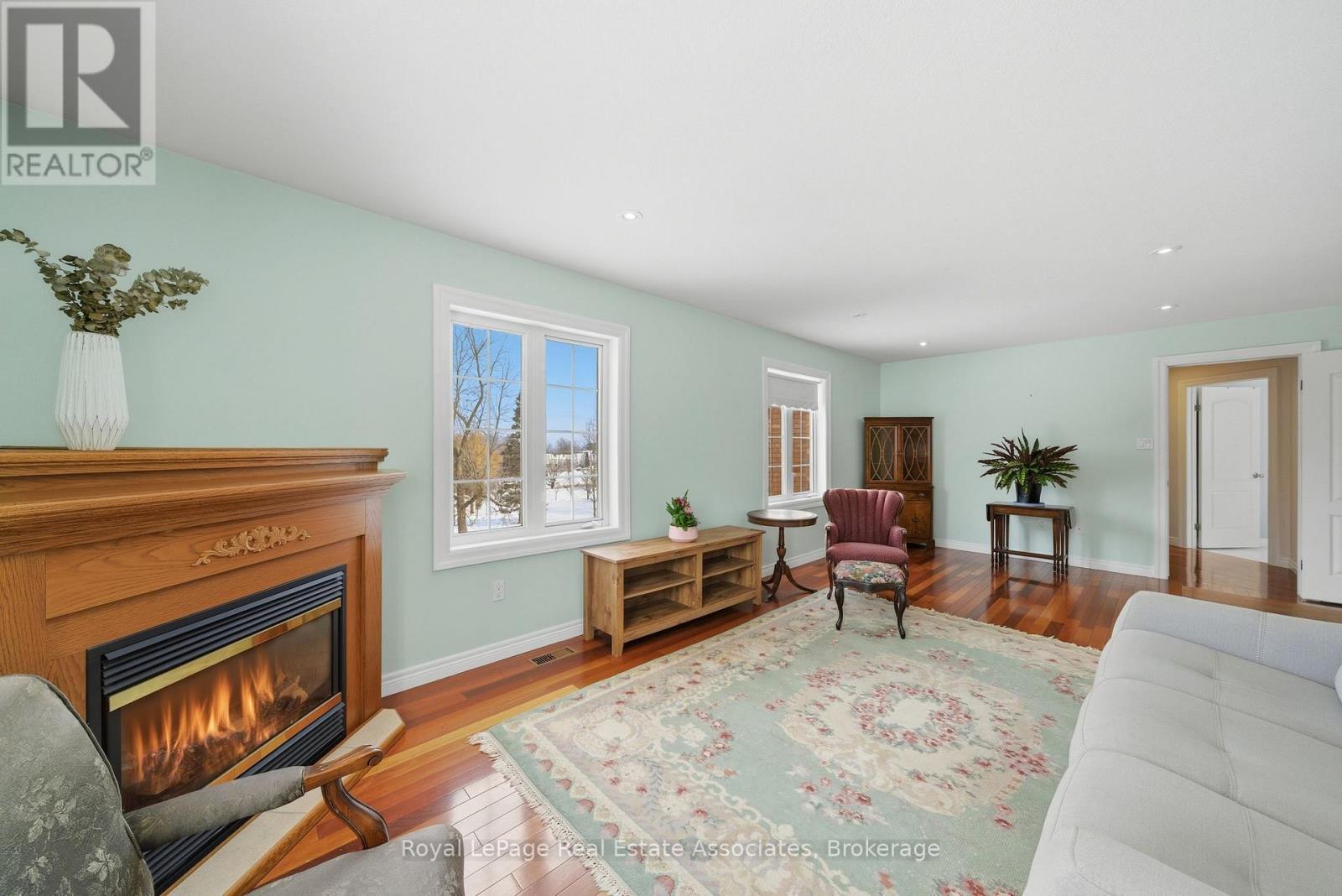 86 RIDGE ROAD E - 33