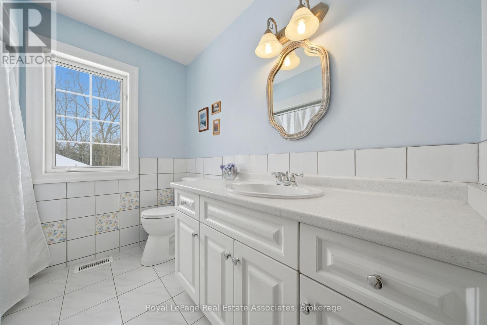 86 RIDGE ROAD E - 38