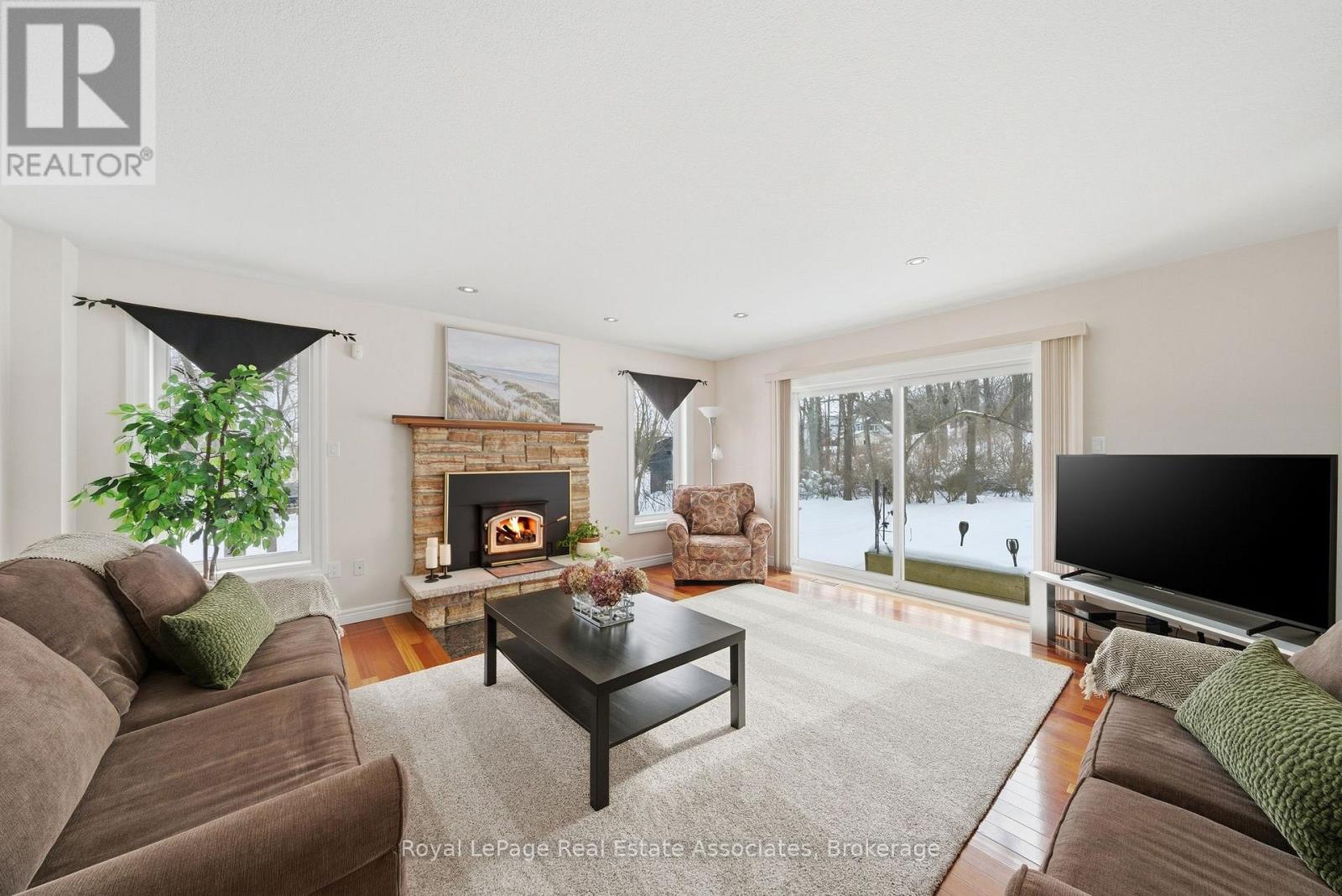86 RIDGE ROAD E - 8