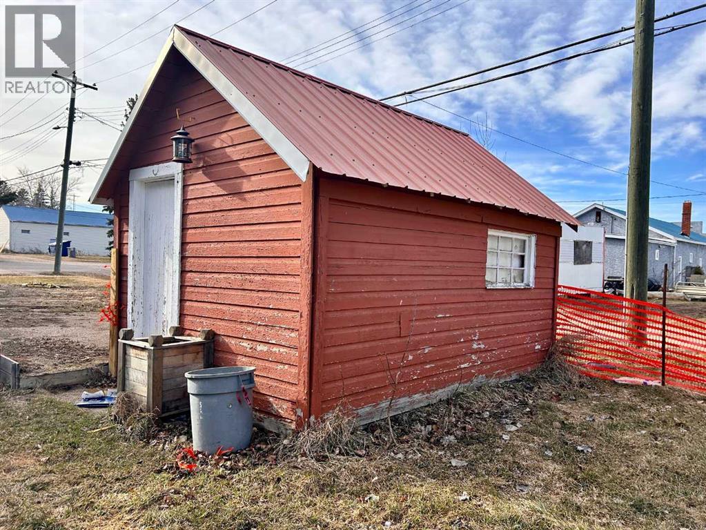 4923 52 Street - 18