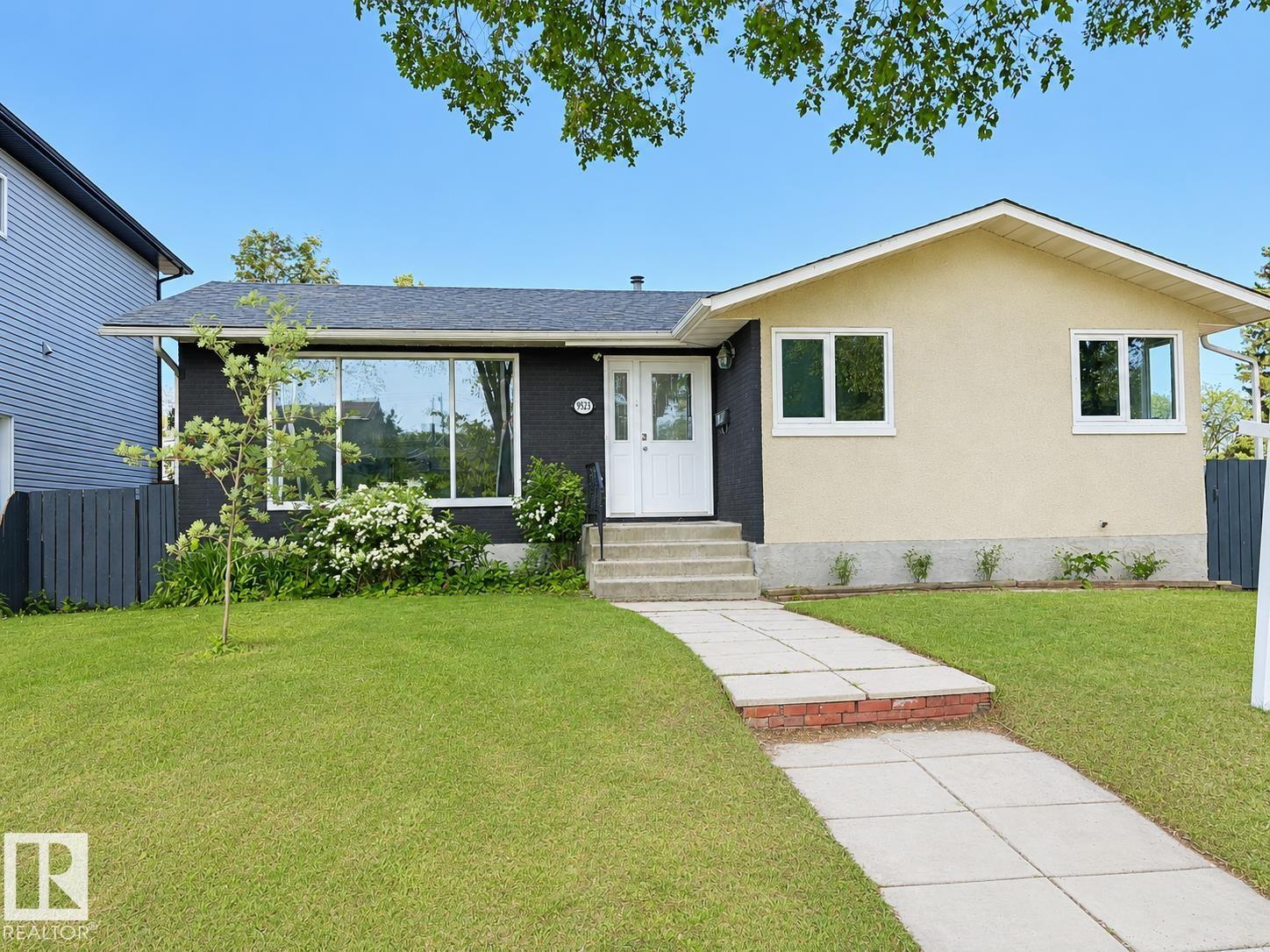 9523 151 ST NW - 1