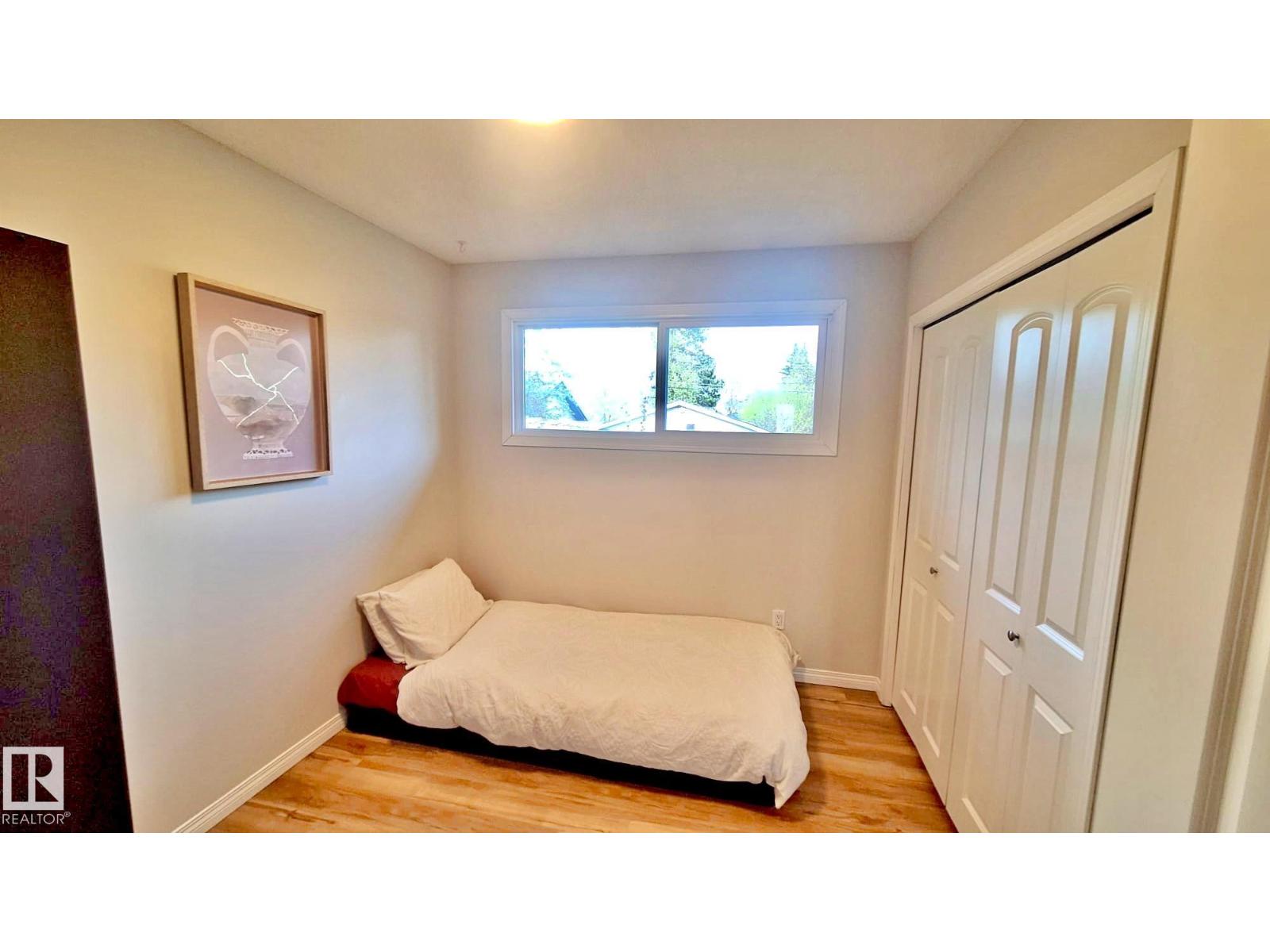 9523 151 ST NW - 19
