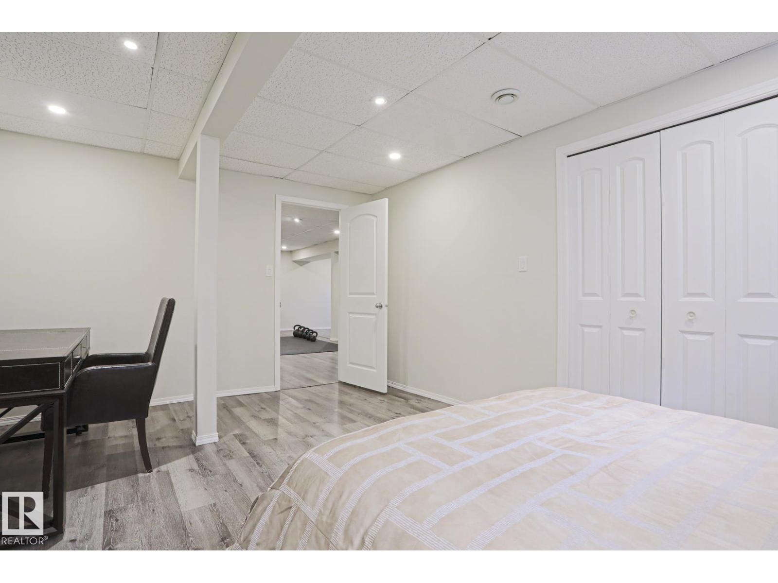 9523 151 ST NW - 34