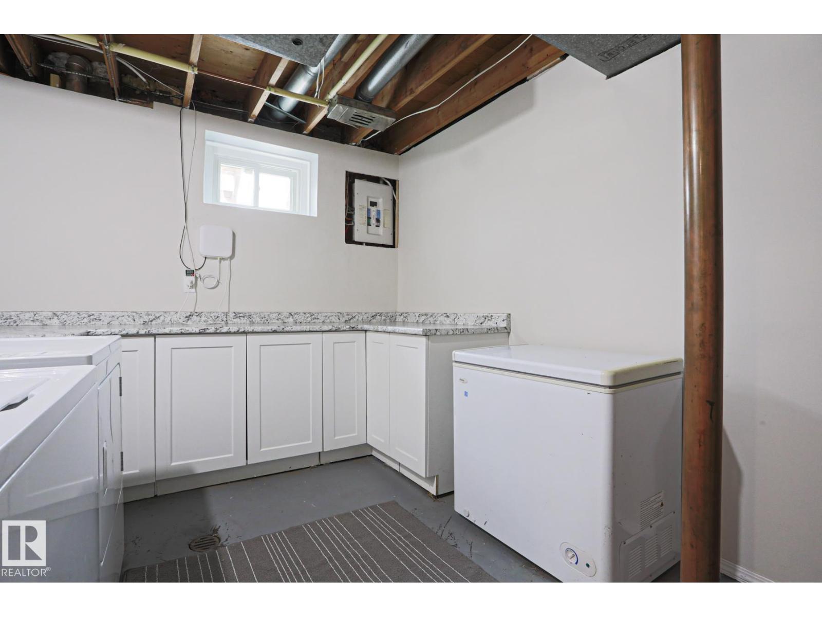 9523 151 ST NW - 35