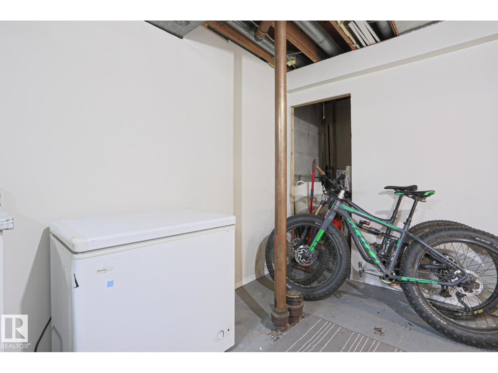9523 151 ST NW - 38