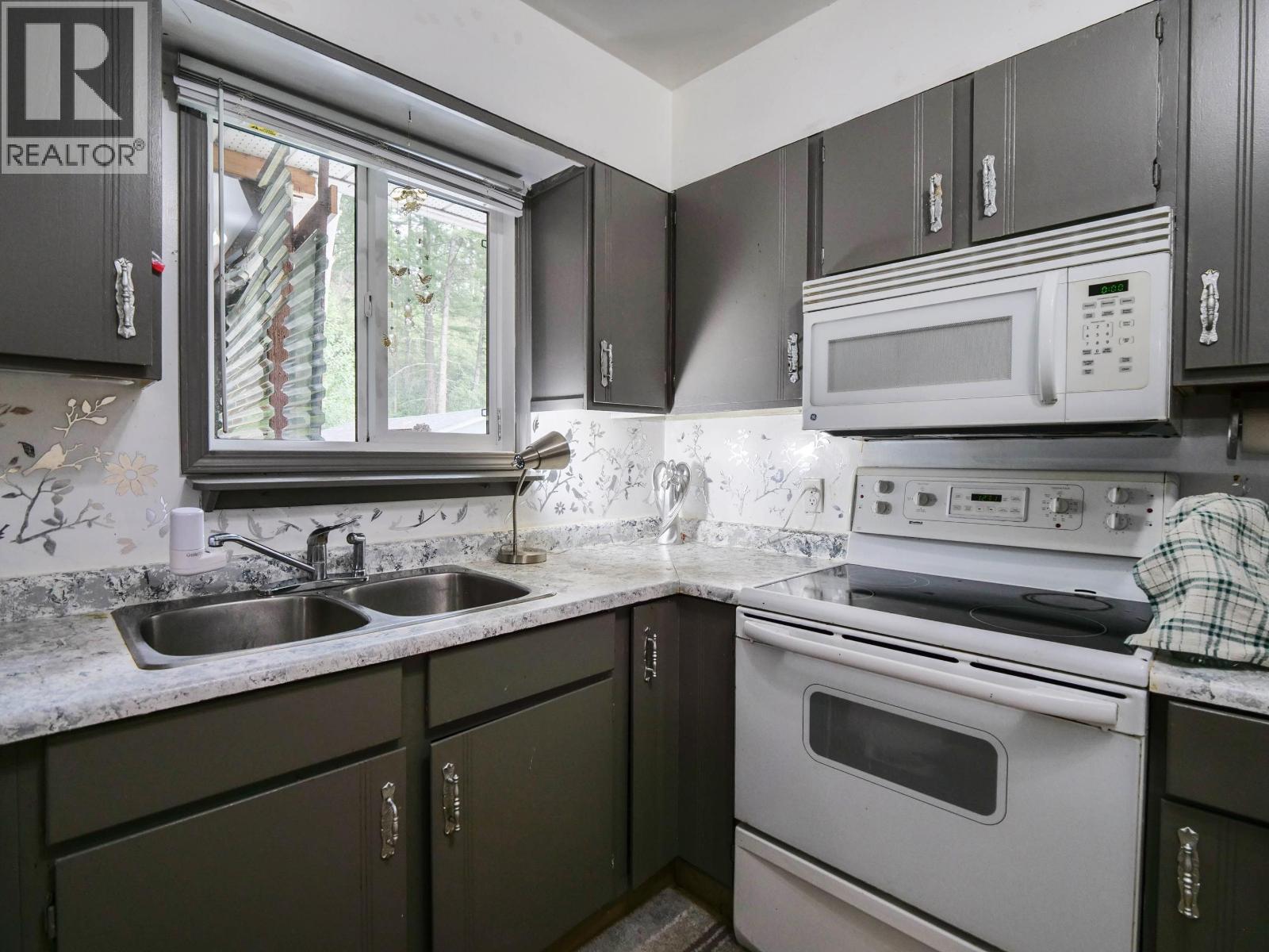 510 NASON STREET - 13