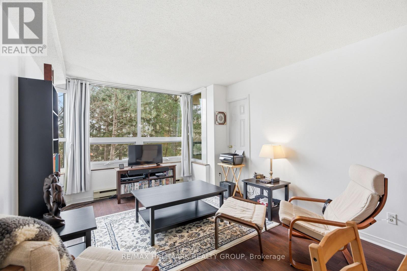 #202 1500 RIVERSIDE DRIVE E - 16