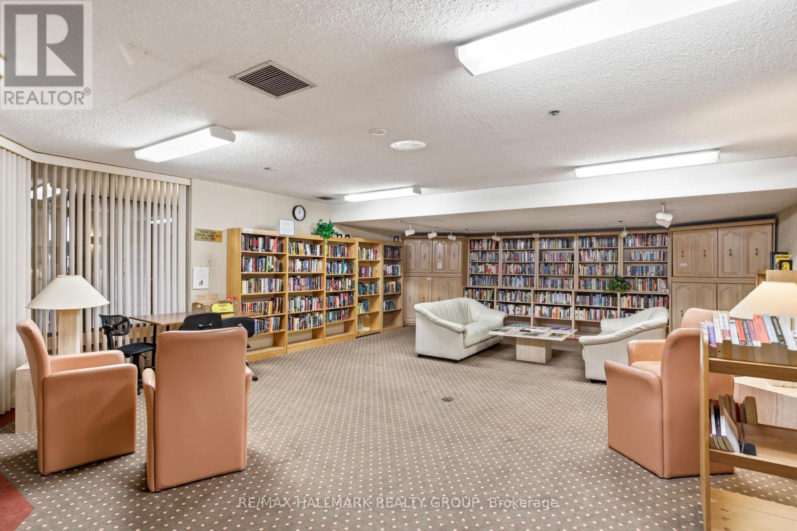 #202 1500 RIVERSIDE DRIVE E - 26