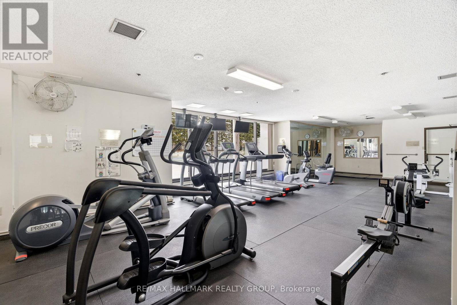 #202 1500 RIVERSIDE DRIVE E - 31