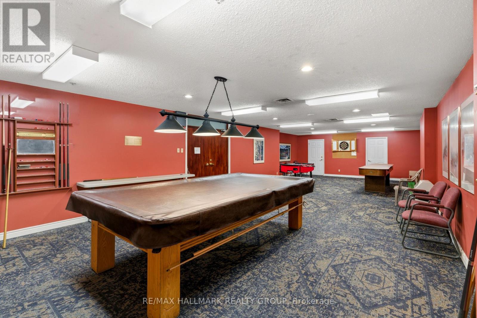 #202 1500 RIVERSIDE DRIVE E - 34