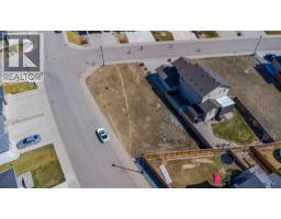 14 Canyon Estates Lane W, Lethbridge, AB T1K5W7 Photo 11