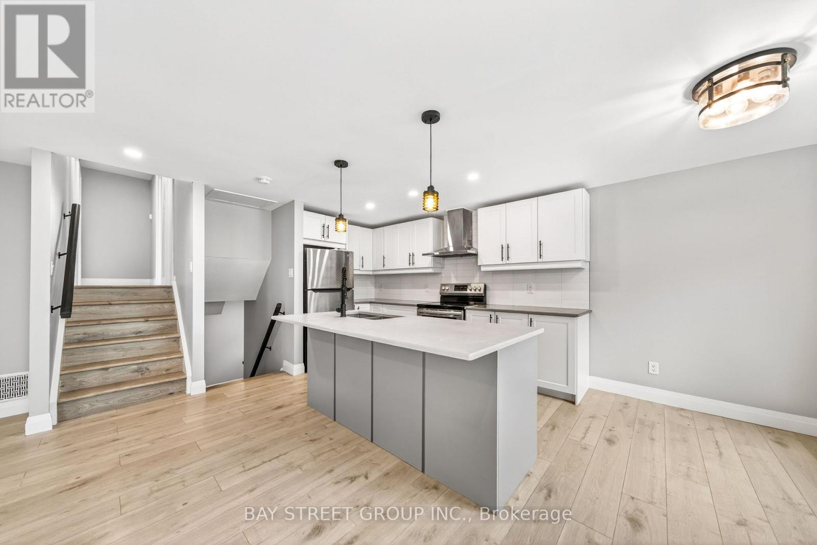 41 HELENE CRESCENT - 7