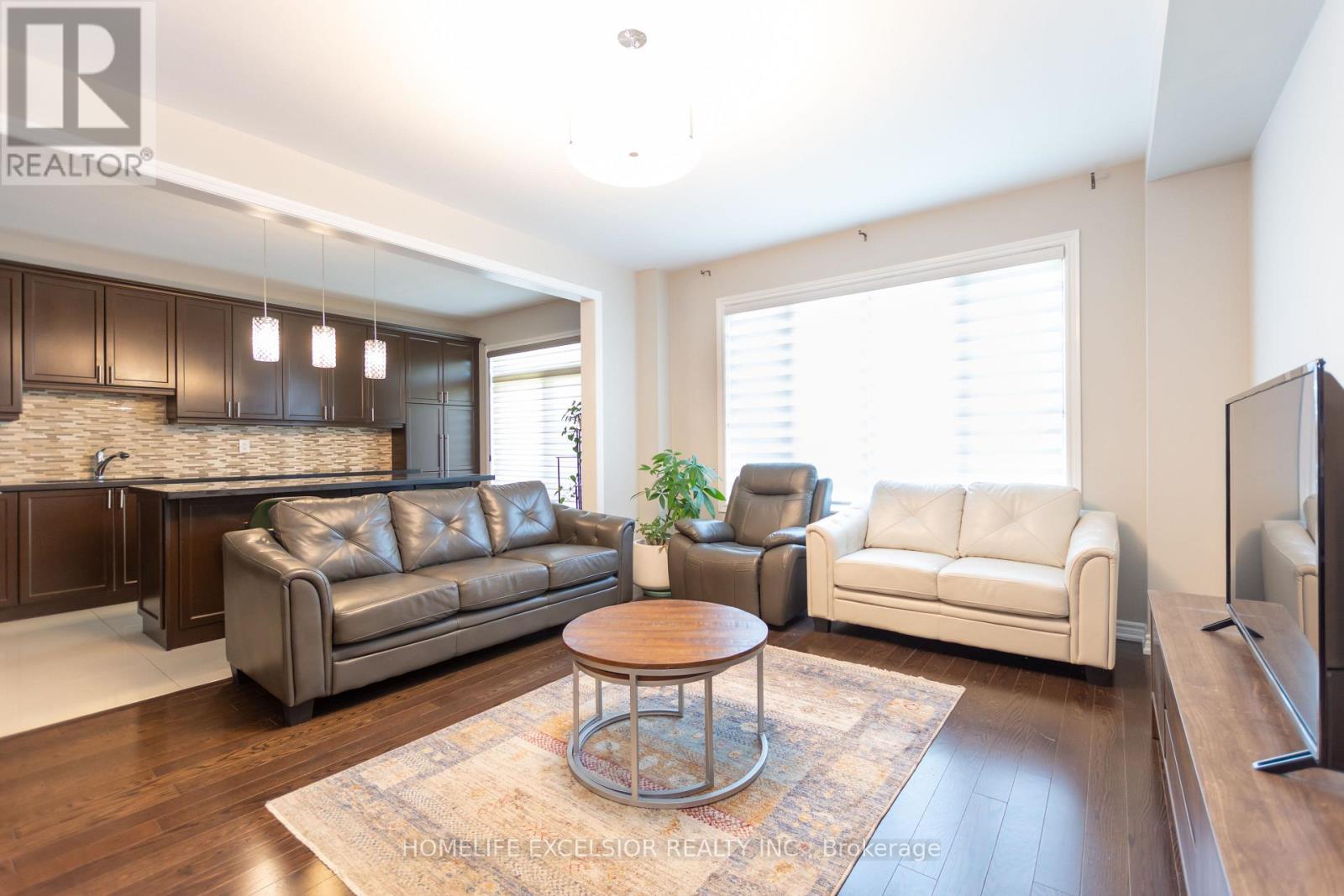 2425 QUETICO CRESCENT - 11