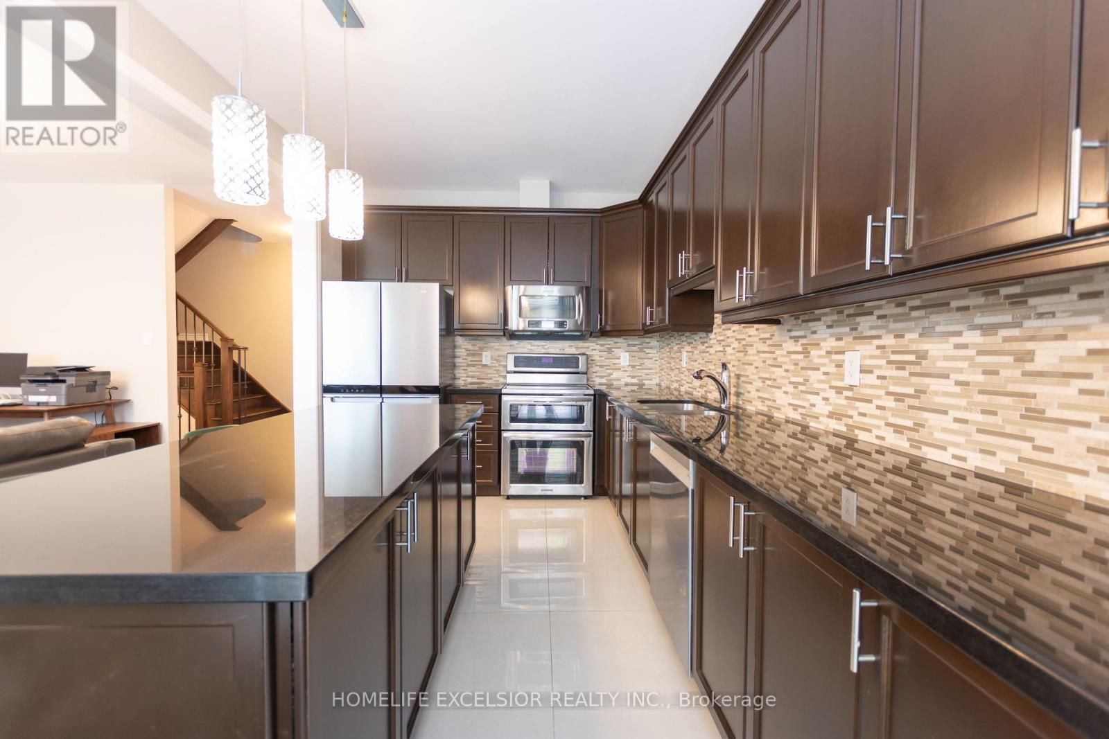 2425 QUETICO CRESCENT - 17