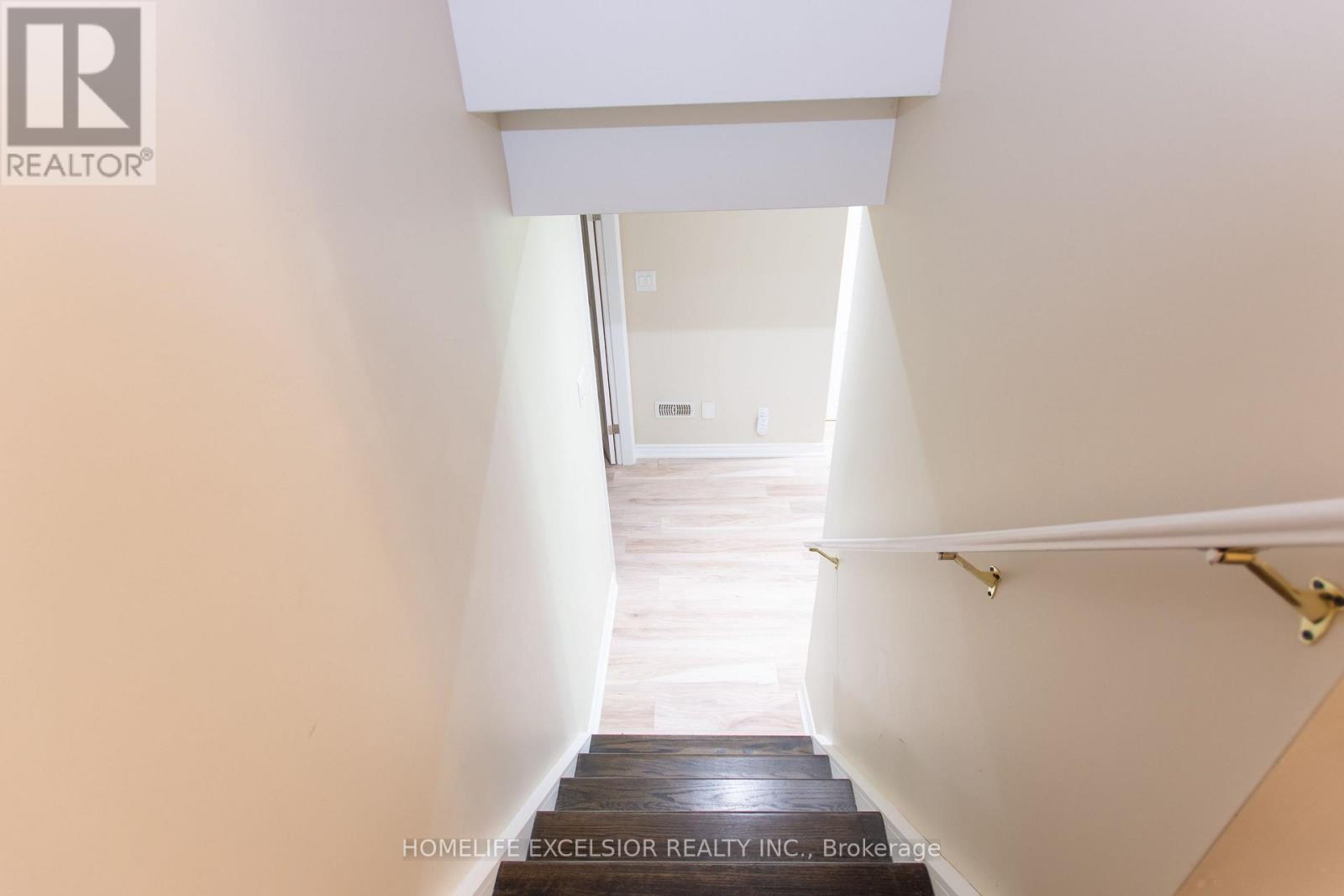 2425 QUETICO CRESCENT - 18