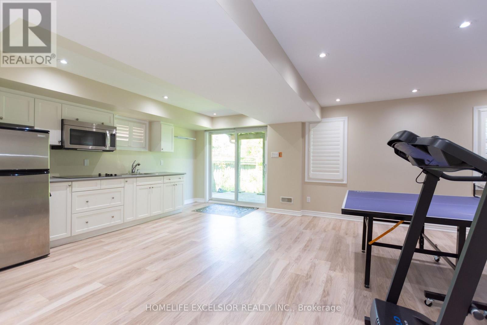 2425 QUETICO CRESCENT - 20