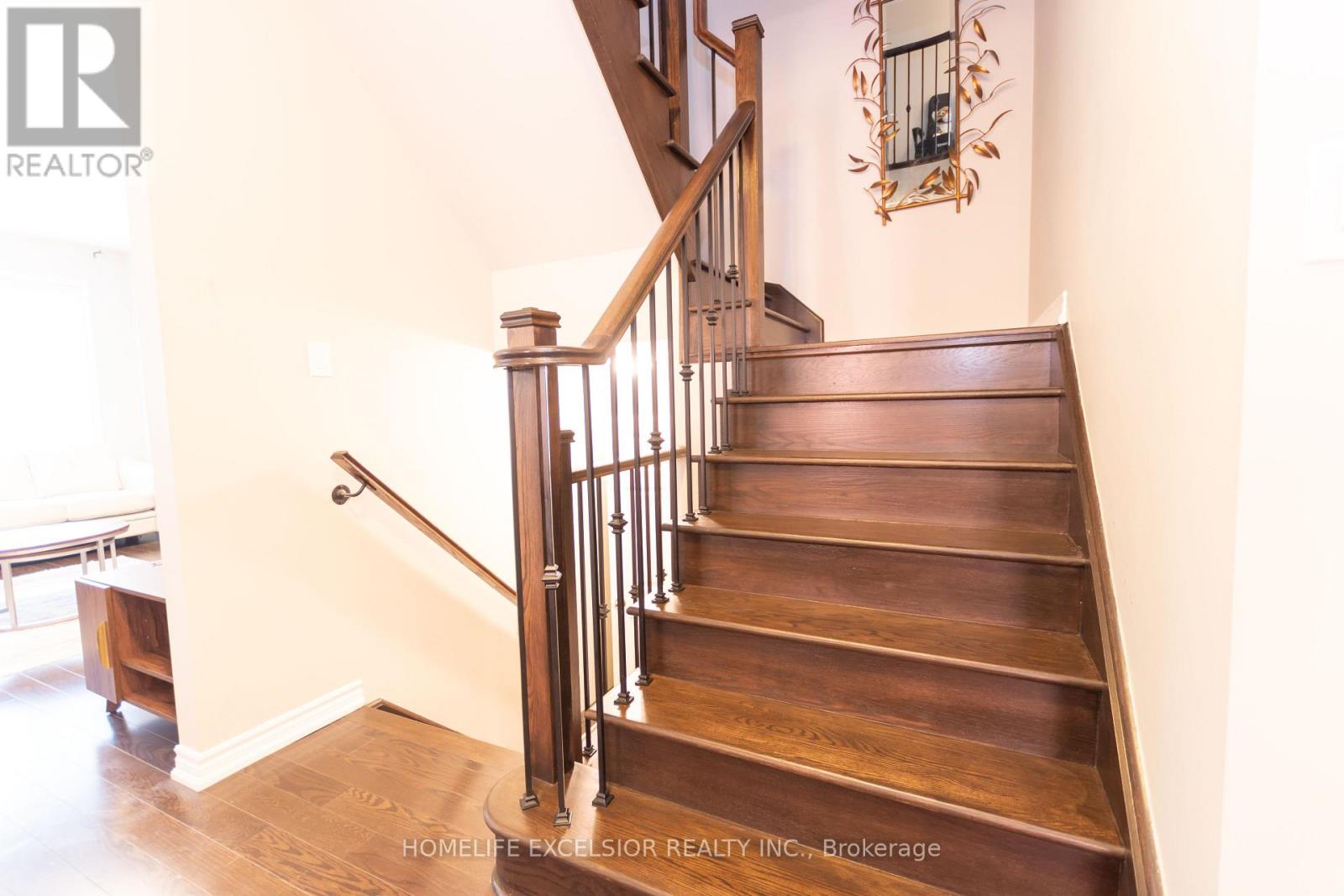 2425 QUETICO CRESCENT - 27