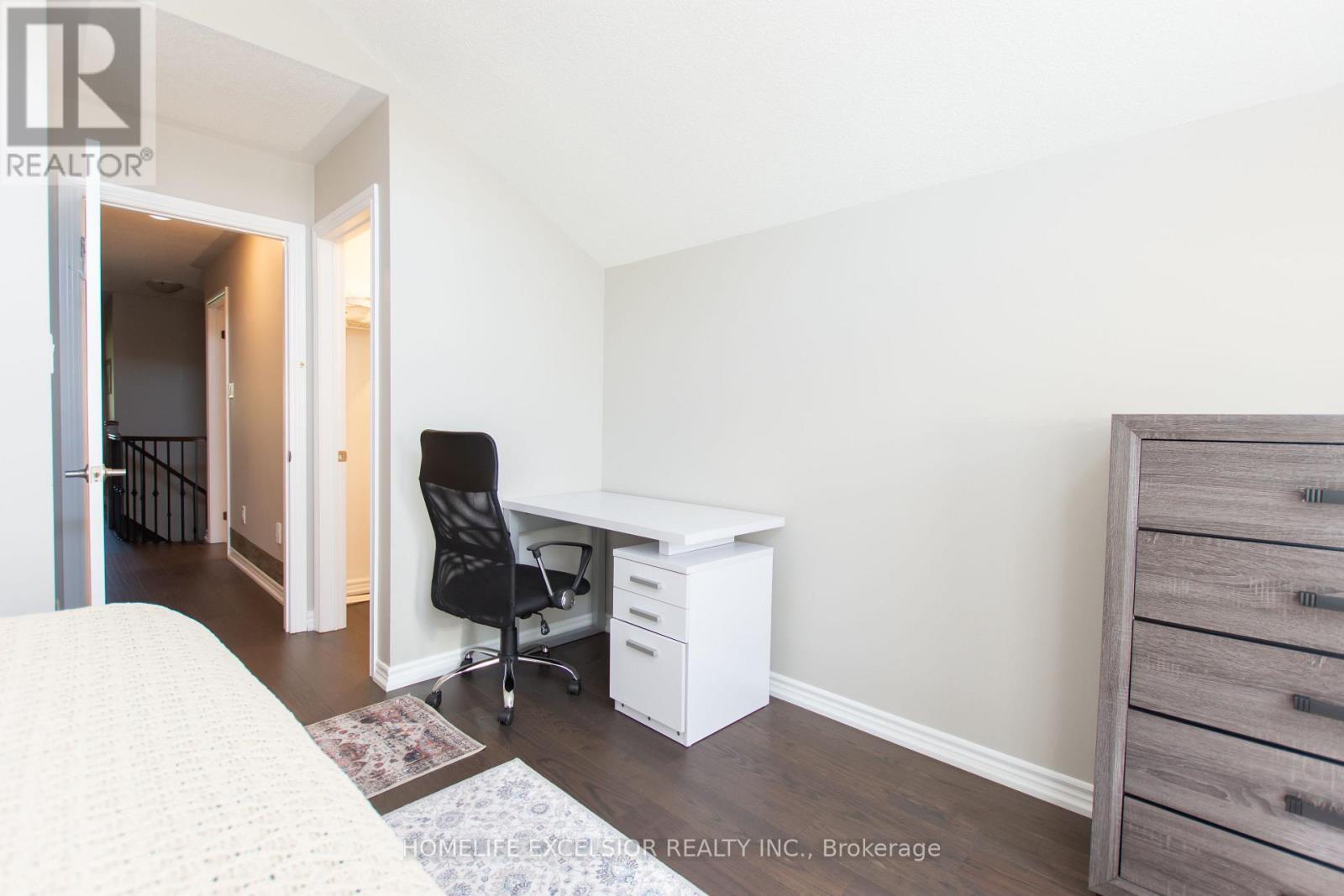 2425 QUETICO CRESCENT - 36
