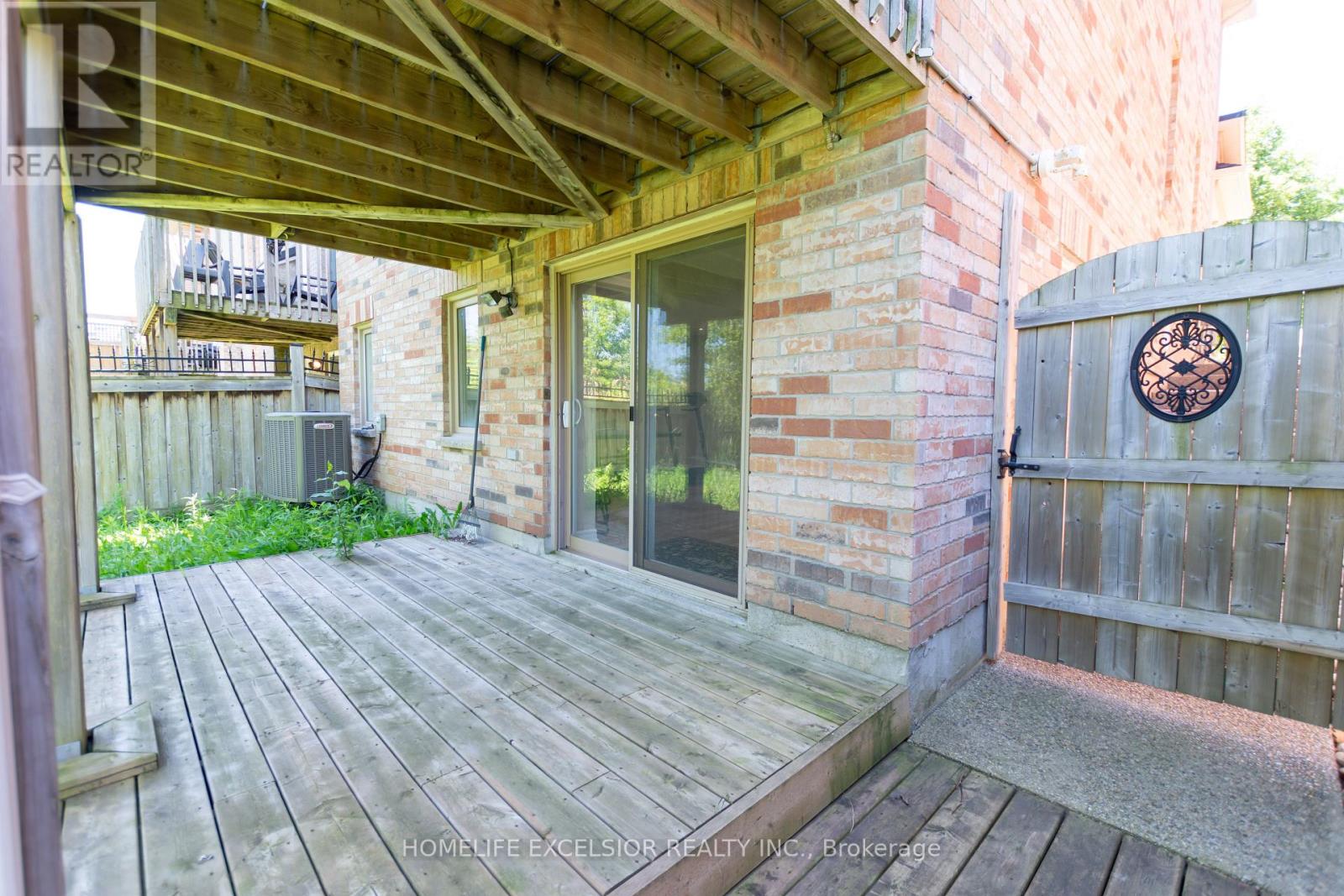 2425 QUETICO CRESCENT - 43