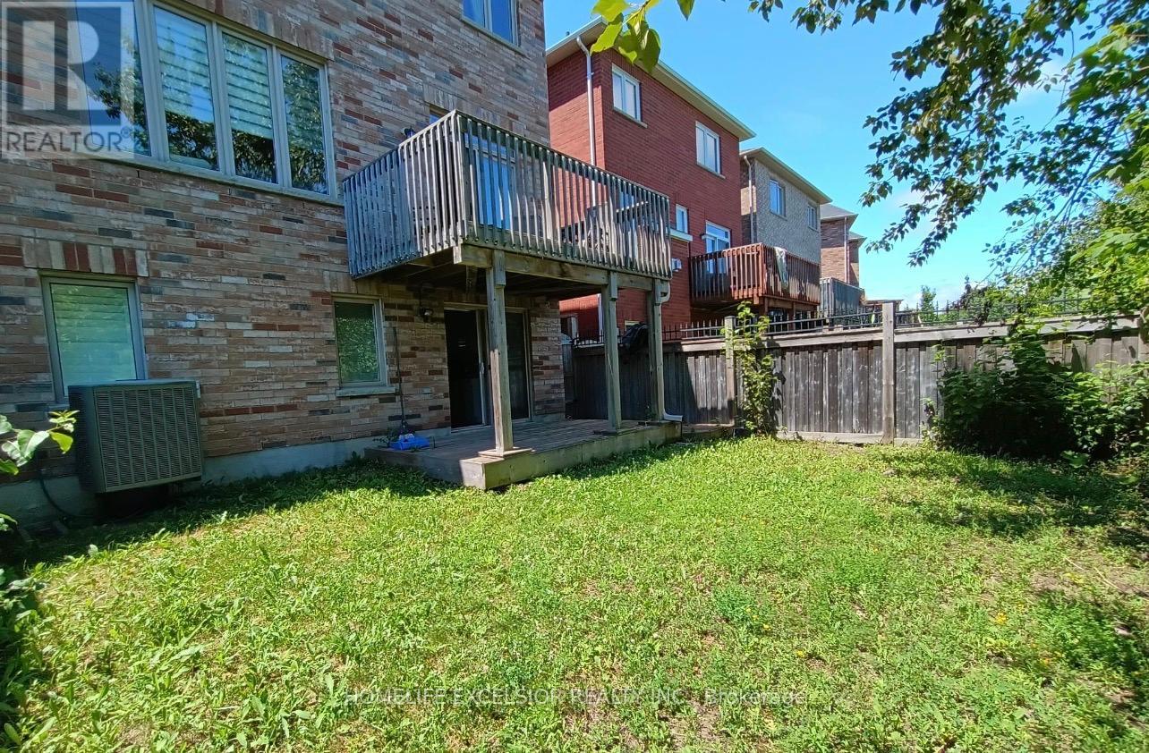 2425 QUETICO CRESCENT - 44