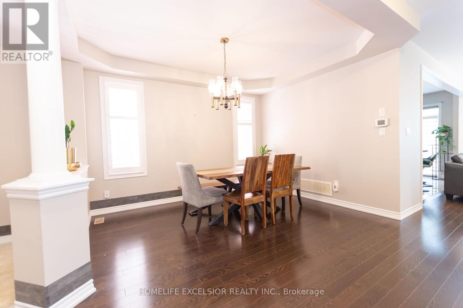 2425 QUETICO CRESCENT - 7