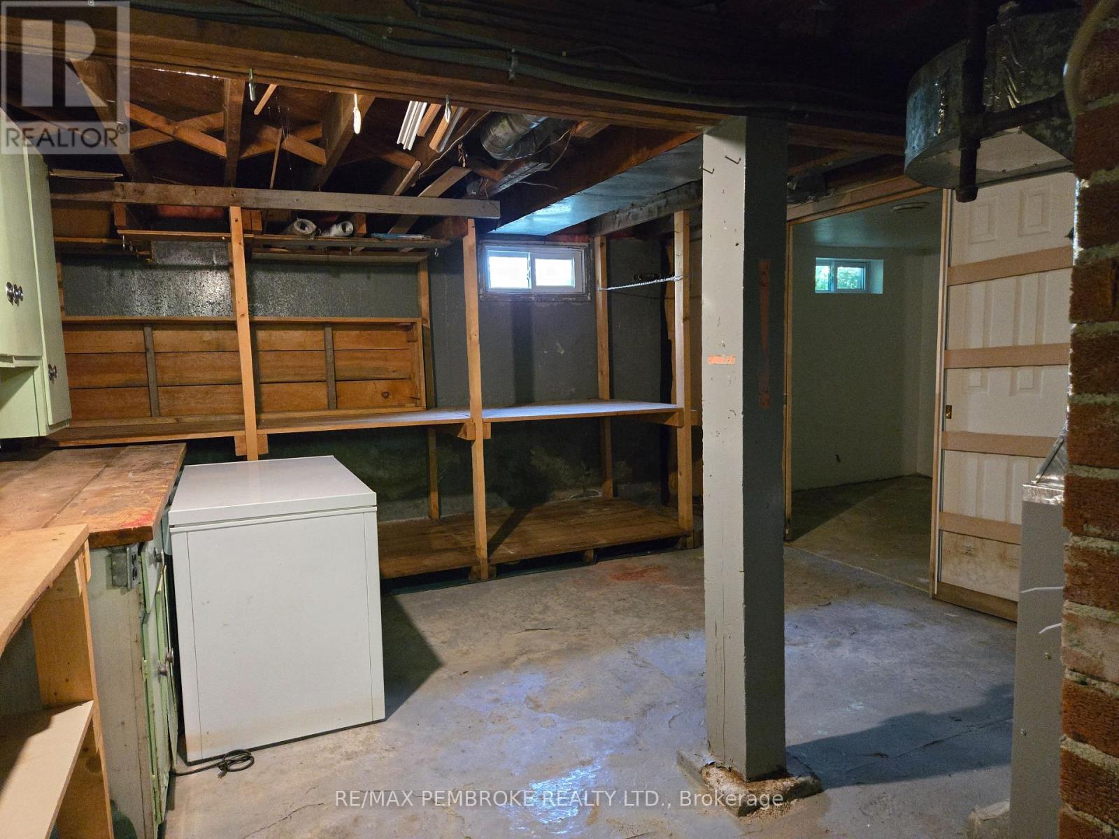108 THIRD AVENUE, Ottawa. Luxury613. By Peter Sagos - Image 25