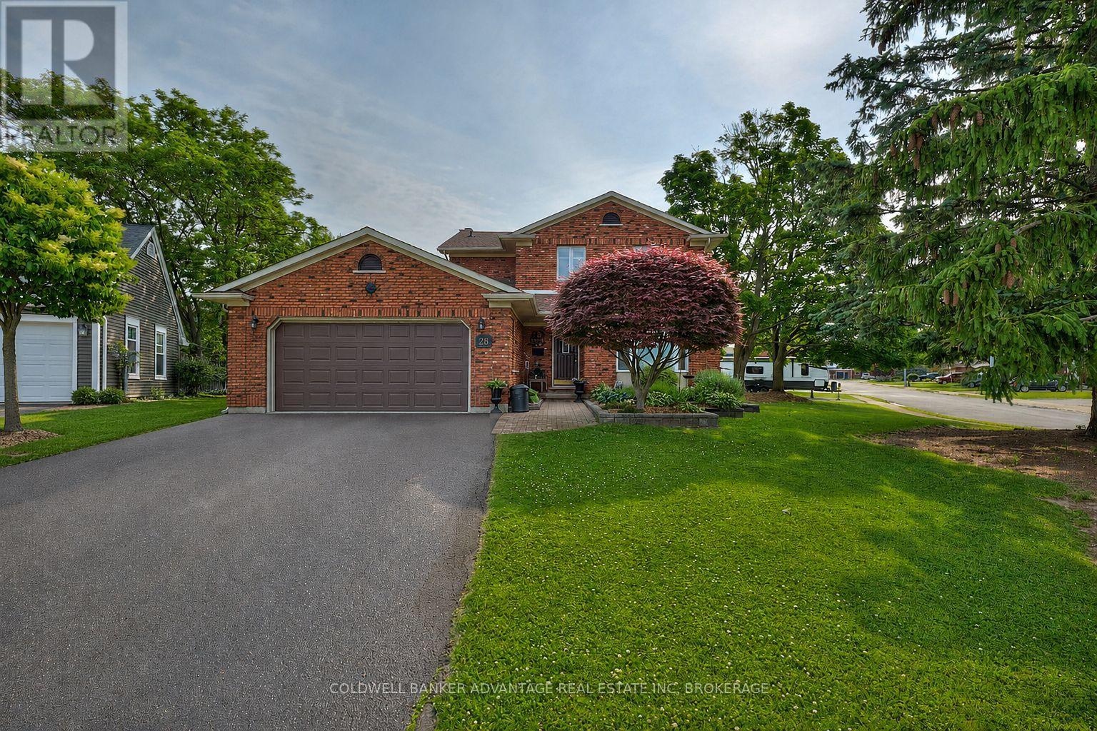 28 DIXON CRESCENT - 2
