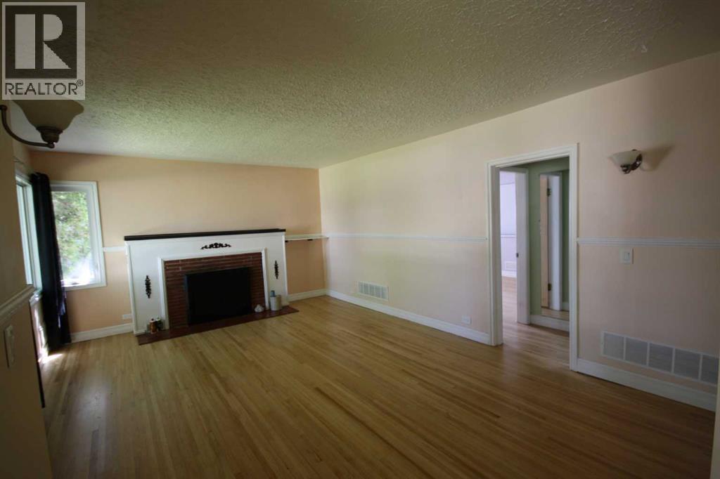 507 2 Avenue W — photo 14
